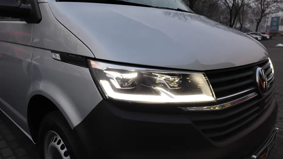 VOLKSWAGEN Transporter Transporter T6.1 TDI L2H1
