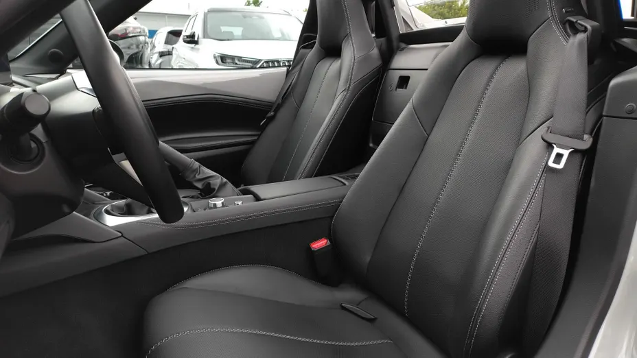 MAZDA MX-5 MX-5 1.5 Exclusive-Line