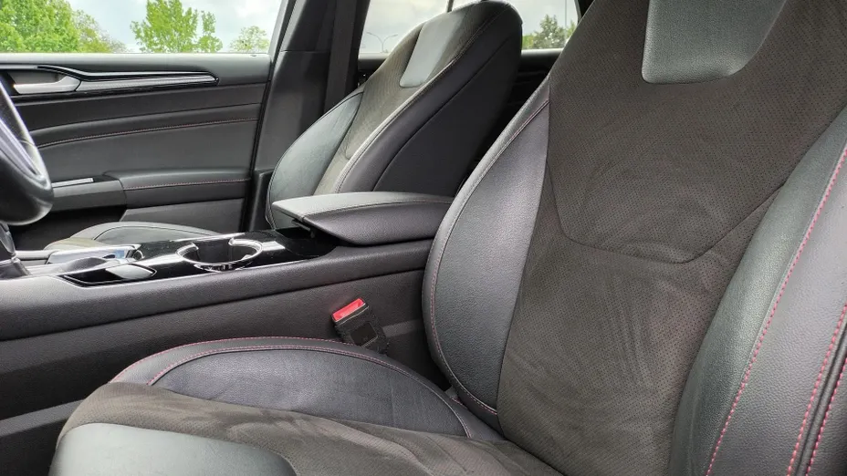 FORD Mondeo Mondeo 2.0 Hybrid ST-Line X