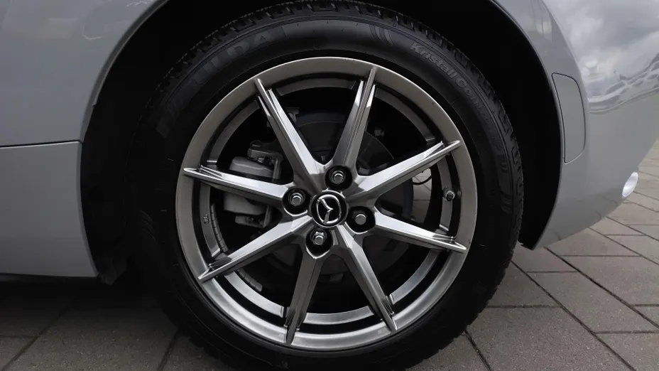 MAZDA MX-5 MX-5 1.5 Exclusive-Line