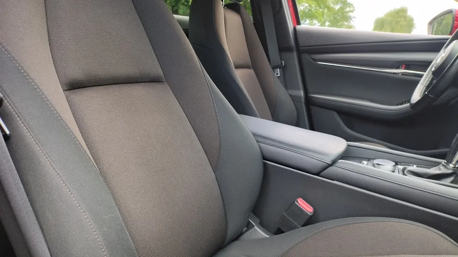 MAZDA 3 3 2.0 mHEV Kanjo aut