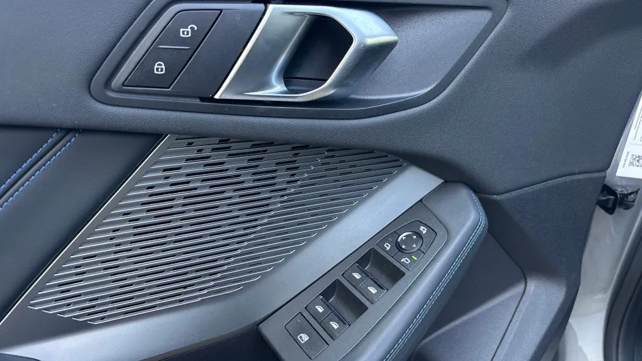 BMW Seria 2 220 mHEV