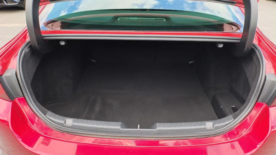 MAZDA 3 3 2.0 mHEV Kanjo aut