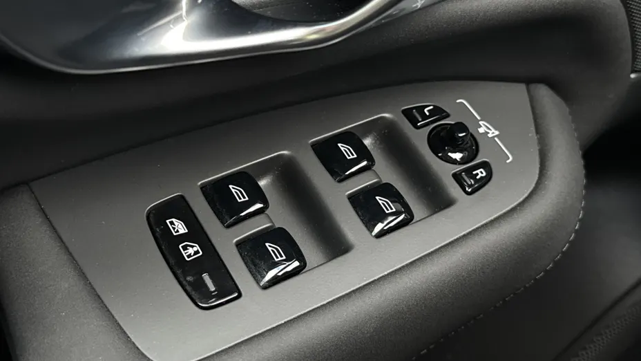 VOLVO XC90 XC90 B5 B AWD Plus Bright 7os aut