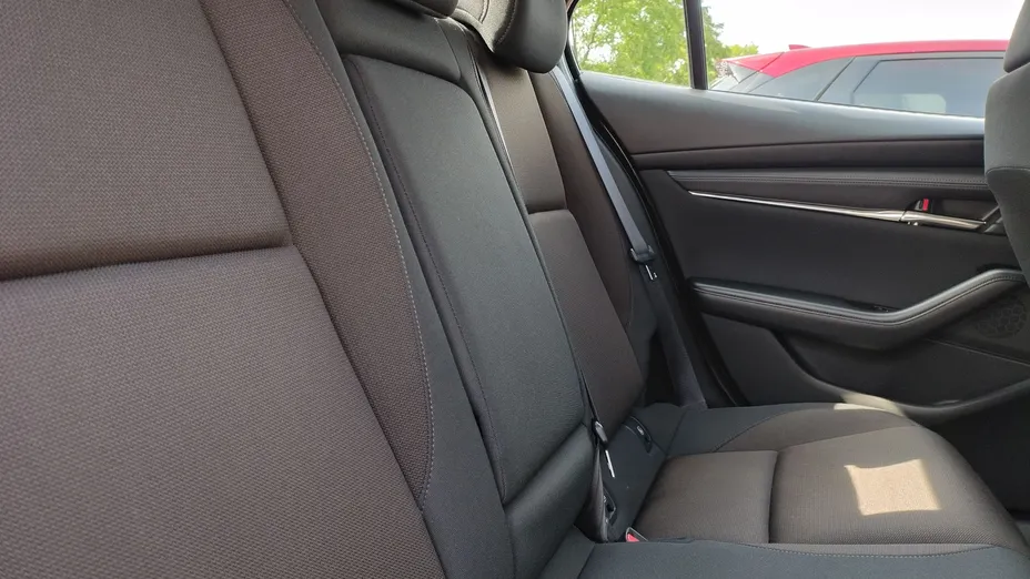 MAZDA 3 3 2.0 mHEV Centre-Line aut