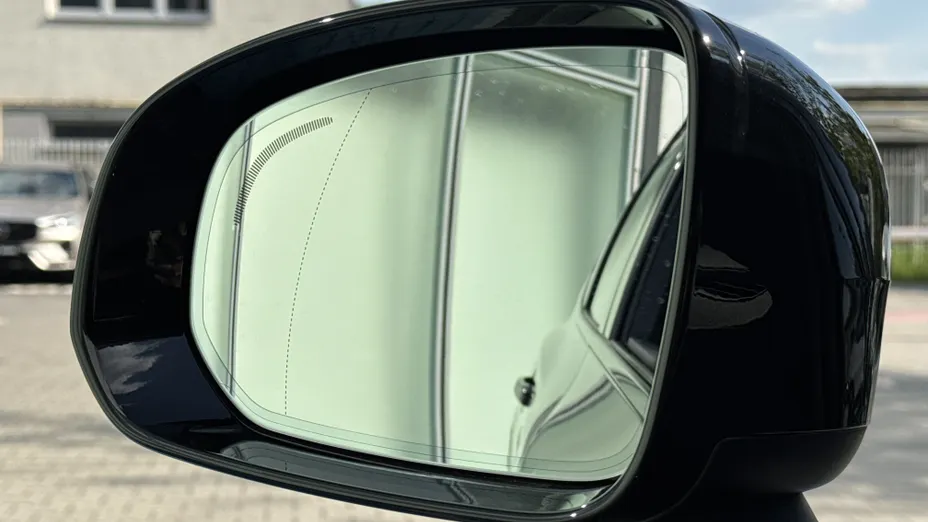 VOLVO XC60 XC60 B5 B AWD Plus Black Edition aut