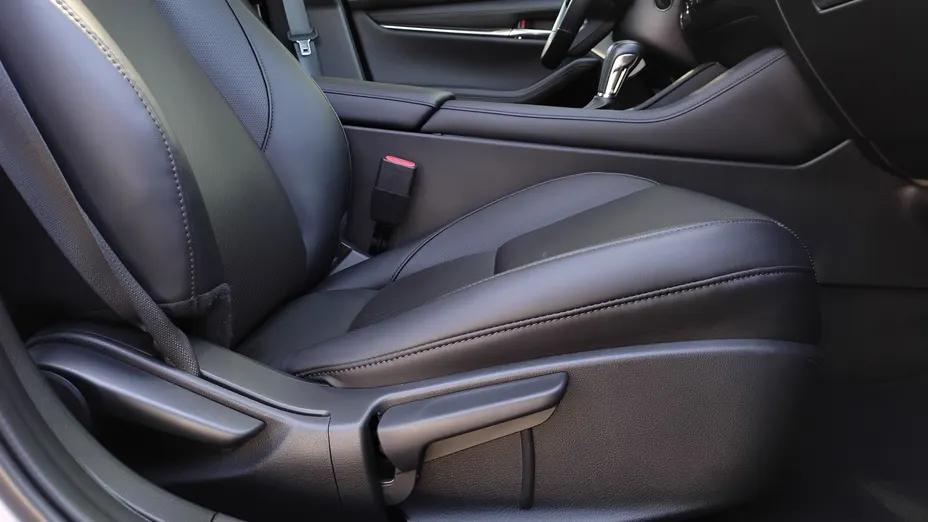 MAZDA 3 3 2.0 mHEV Takumi aut