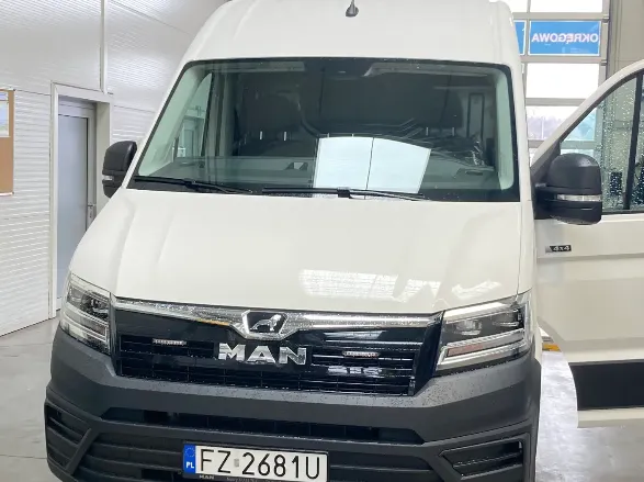 MAN TGE TGE 3.140 4x2 SB L3H3 (15,3m3) RWD