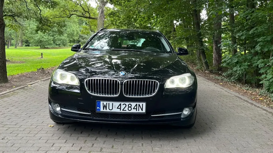 BMW Seria 5 525d aut
