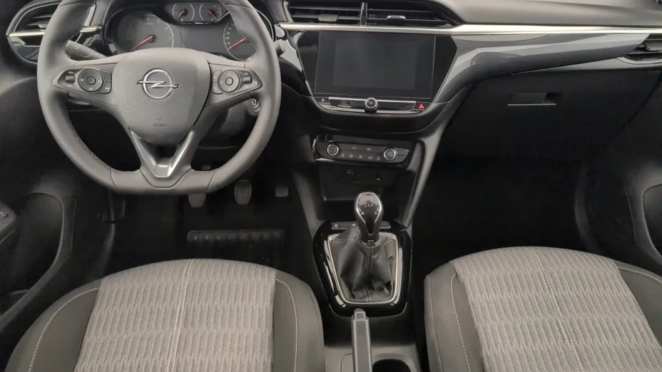 OPEL Corsa -