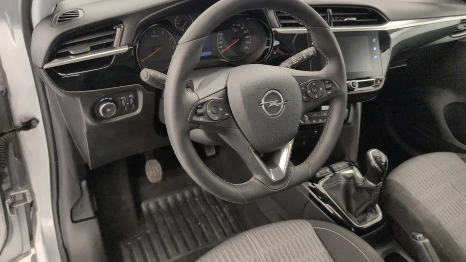 OPEL Corsa -