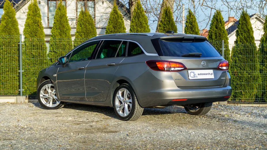 OPEL Astra Astra V 1.6 CDTI Dynamic