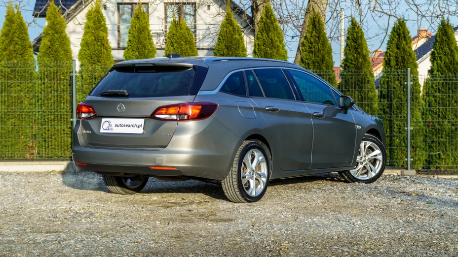OPEL Astra Astra V 1.6 CDTI Dynamic
