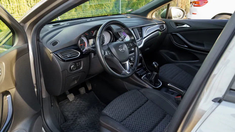 OPEL Astra Astra V 1.6 CDTI Dynamic