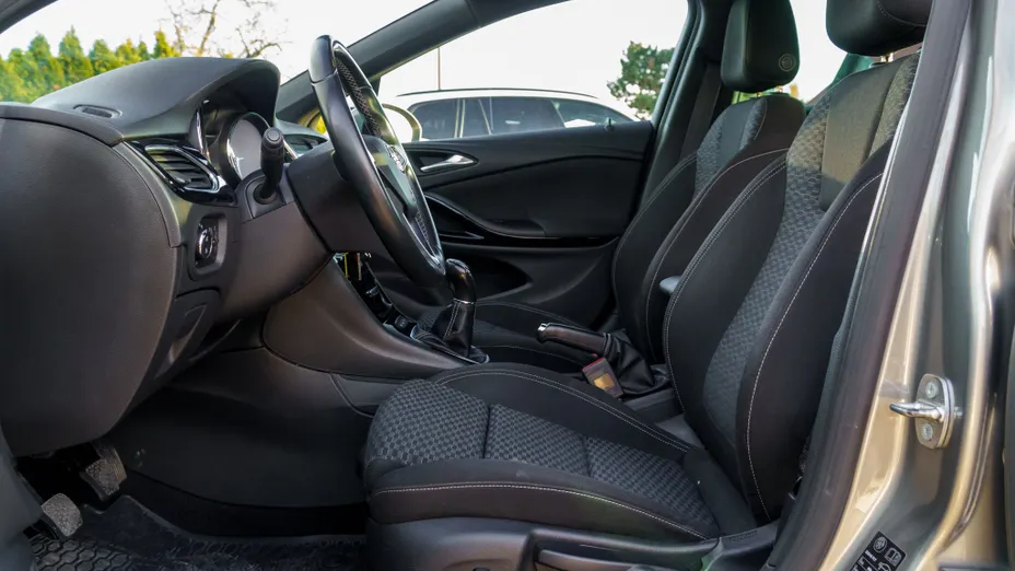 OPEL Astra Astra V 1.6 CDTI Dynamic