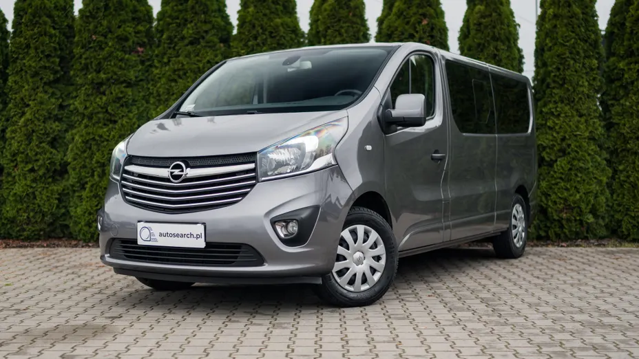 OPEL Vivaro Tourer -