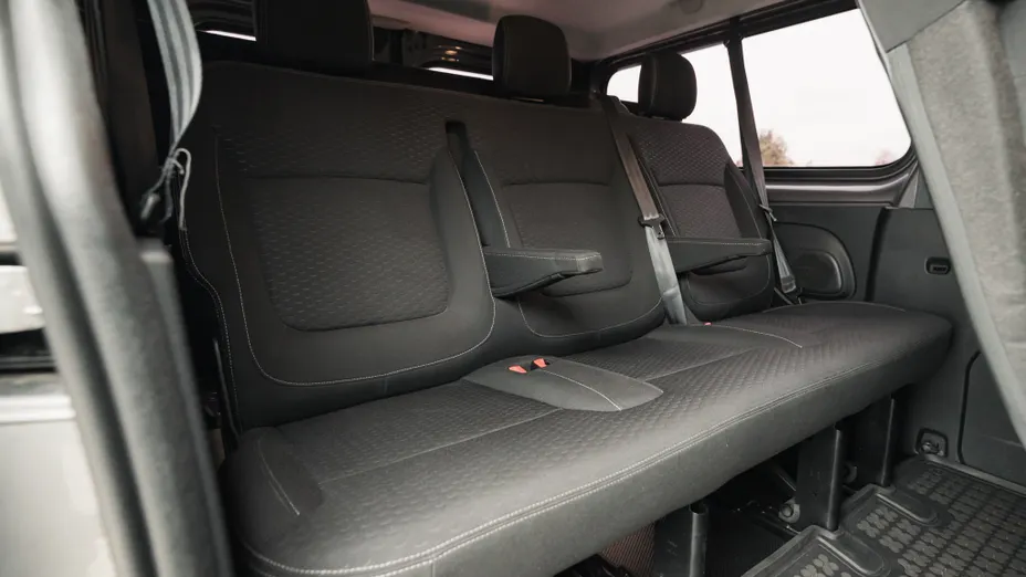 OPEL Vivaro Tourer -