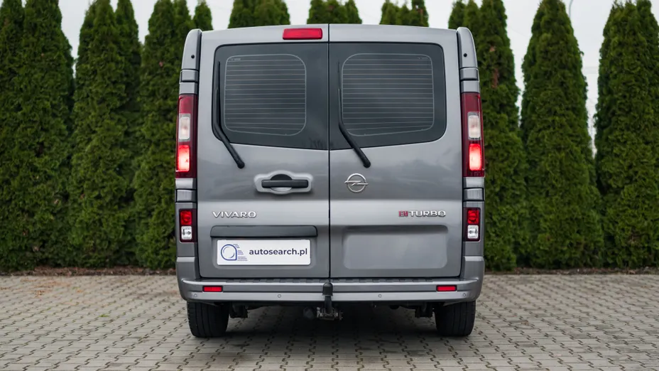 OPEL Vivaro Tourer -