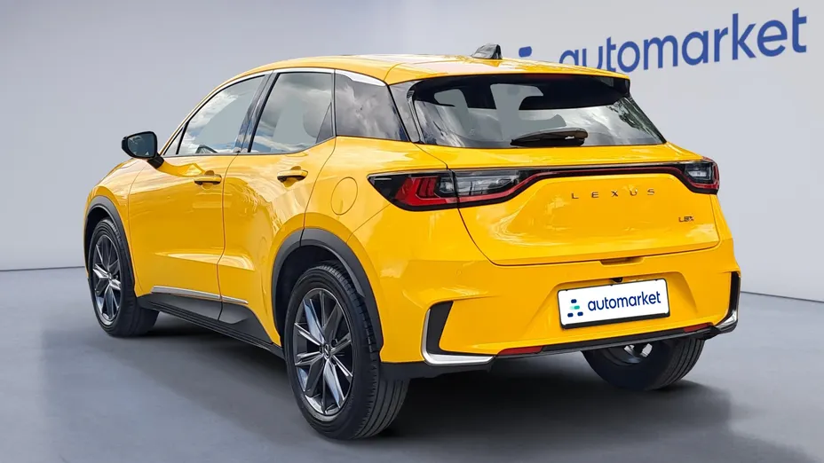 LEXUS LBX LBX 1.5 Hybrid Relax