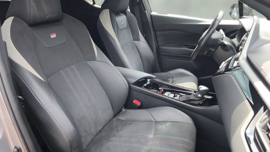 TOYOTA C-HR C-HR 2.0 Hybrid GR Sport