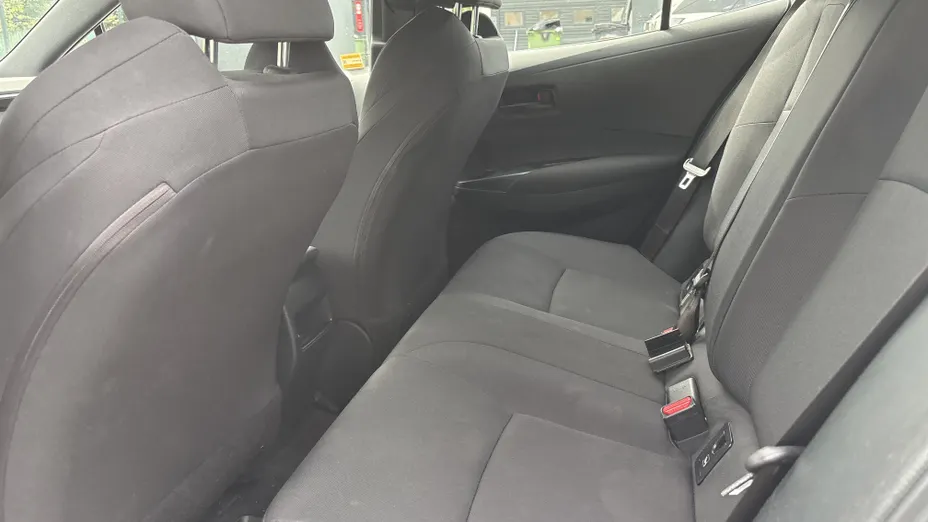 TOYOTA Corolla -