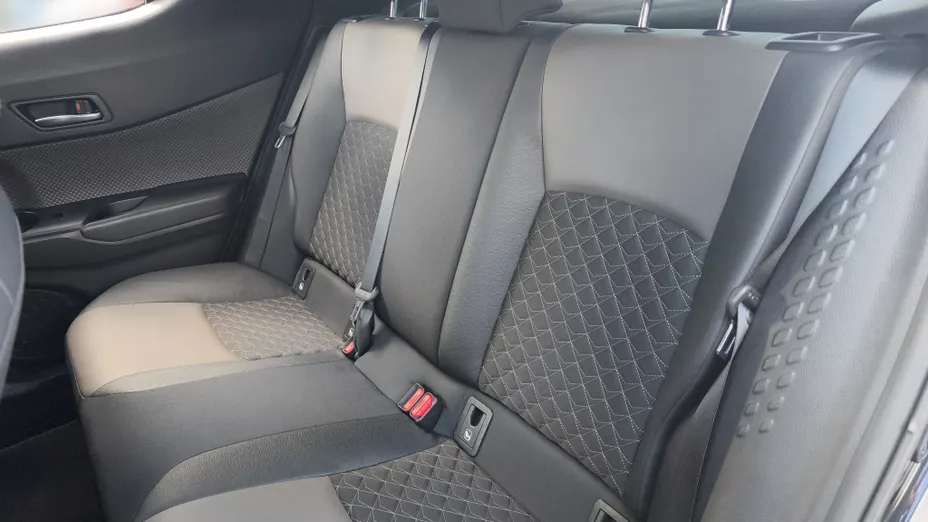 TOYOTA C-HR C-HR 1.8 Hybrid GPF Executive