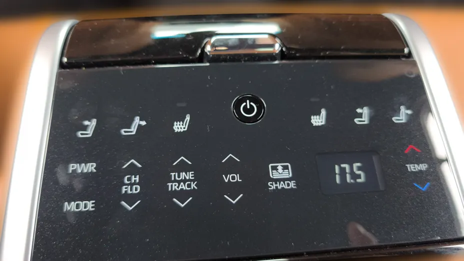 TOYOTA Camry Camry 2.5 Hybrid Dynamic Force Executive e-CVT
