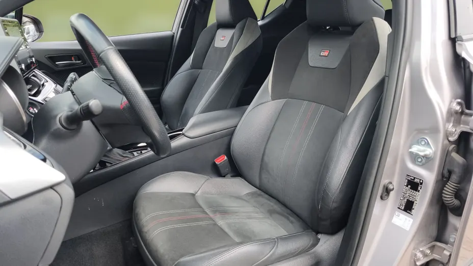TOYOTA C-HR C-HR 2.0 Hybrid GR Sport