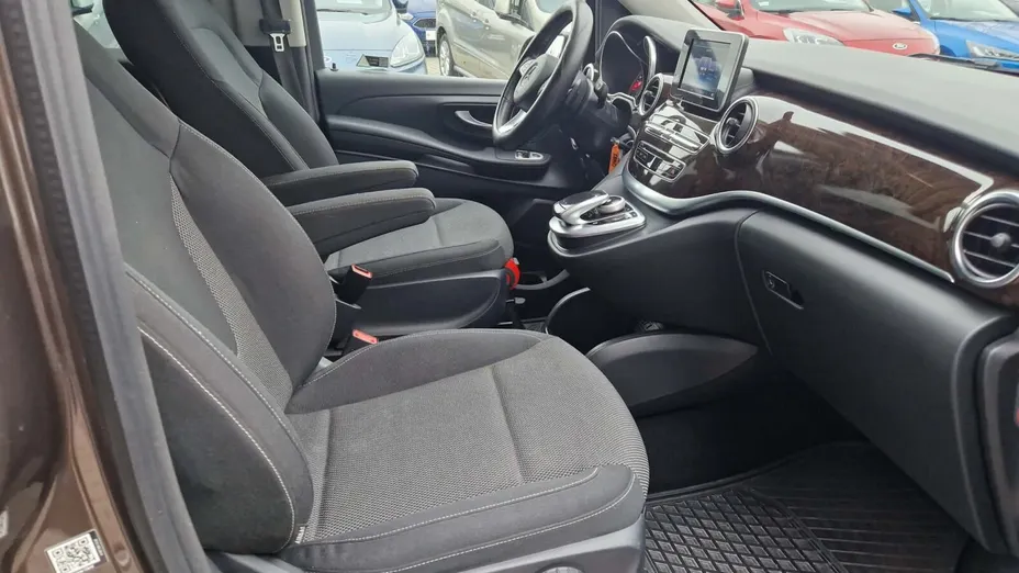 MERCEDES-BENZ V Klasa V 220 d 9G-Tronic Style (długi)