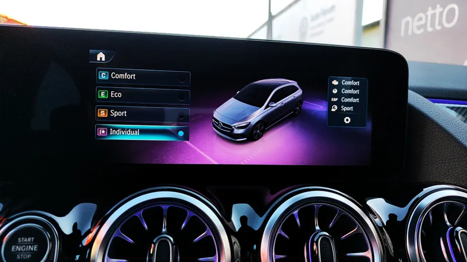 MERCEDES-BENZ B Klasa B 220 4-Matic mHEV AMG Line 8G-DCT