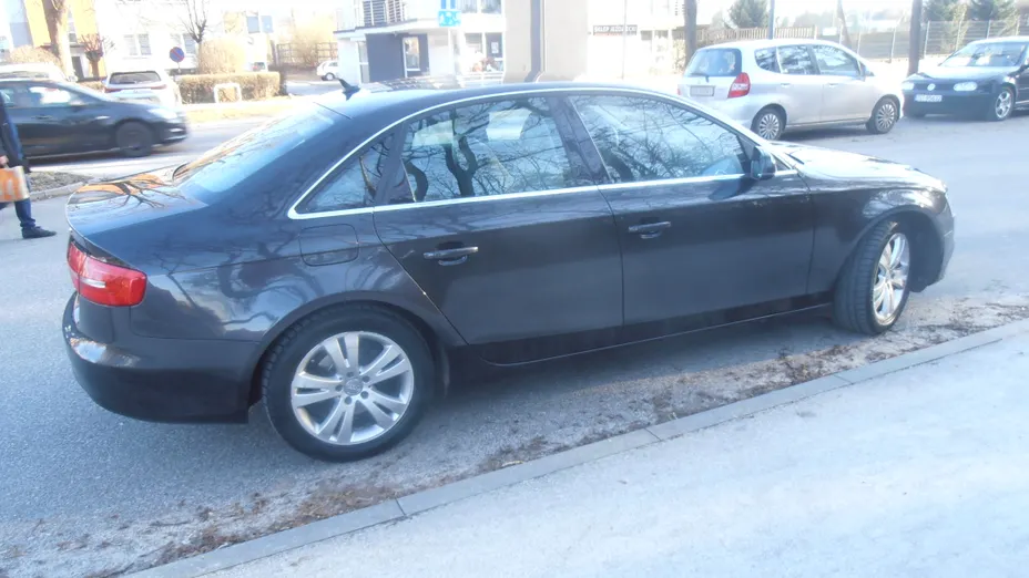 AUDI A4 A4 1.8 TFSI Multitronic