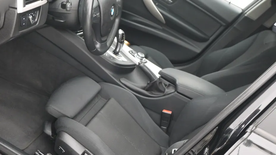 BMW Seria 3 320d Eff.Dynamics Advantage sport-aut