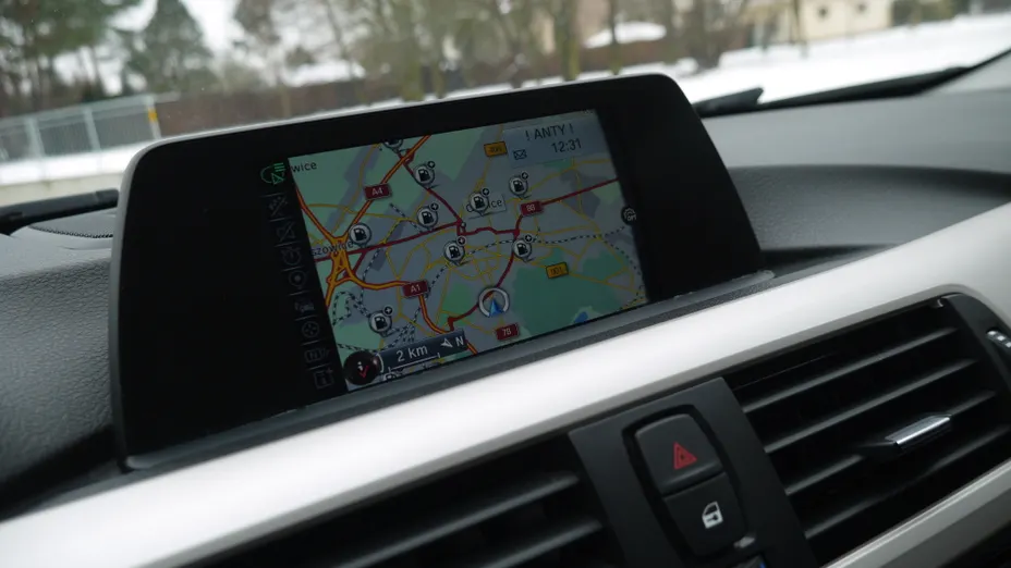 BMW Seria 3 320d Eff.Dynamics Advantage sport-aut