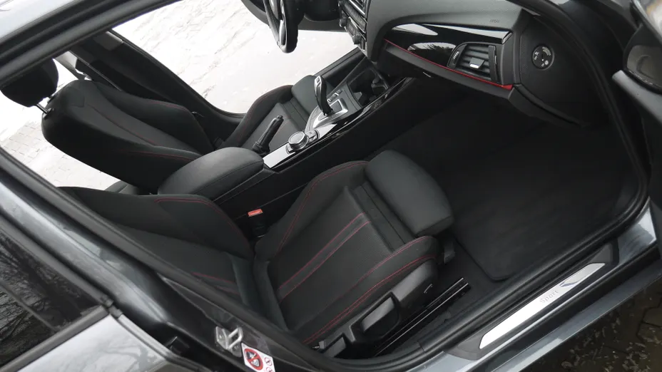 BMW Seria 1 120i GPF Sport Line aut