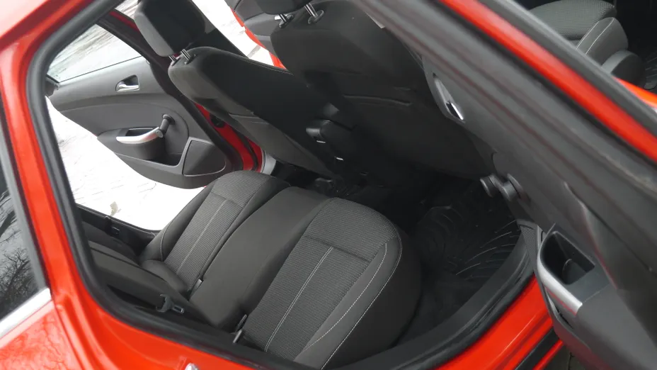 OPEL Astra Astra IV 1.4 T Sport