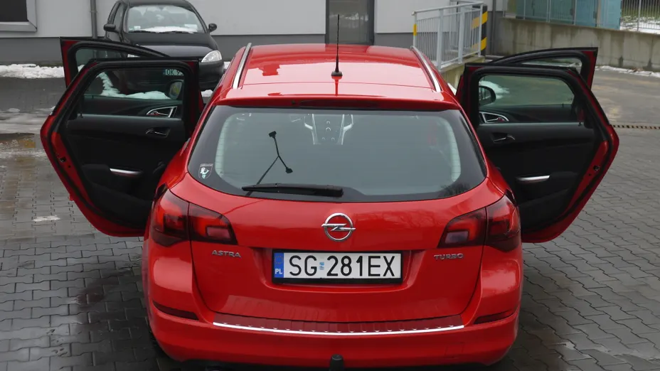 OPEL Astra Astra IV 1.4 T Sport