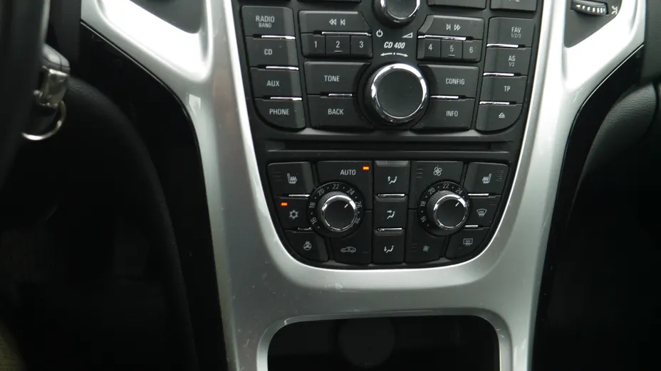 OPEL Astra Astra IV 1.4 T Sport