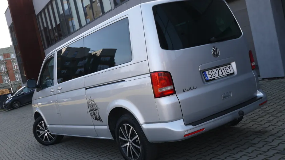 VOLKSWAGEN Caravelle -