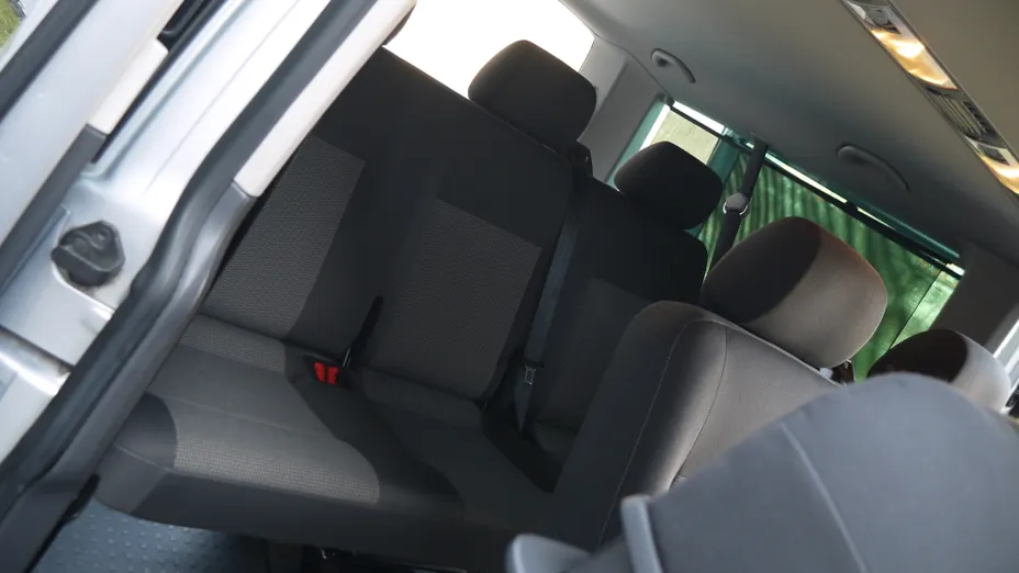 VOLKSWAGEN Caravelle -