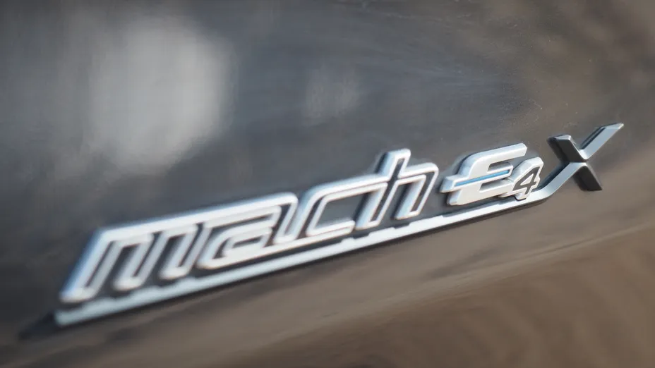 FORD Mustang Mach-E Mustang Mach-E 98kWh AWD Premium