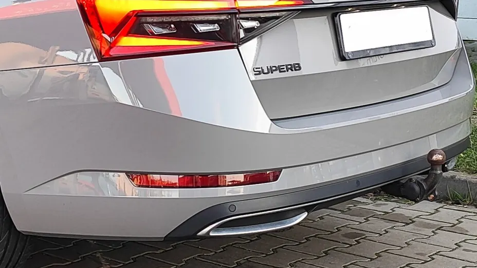 SKODA Superb Superb 2.0 TDI SCR Sportline DSG