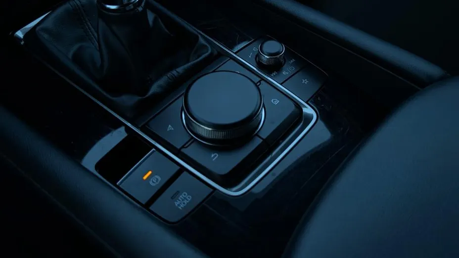 MAZDA 3 3 2.0 mHEV Prime Line