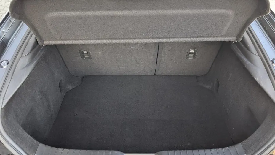 MAZDA 3 3 2.0 mHEV Prime Line