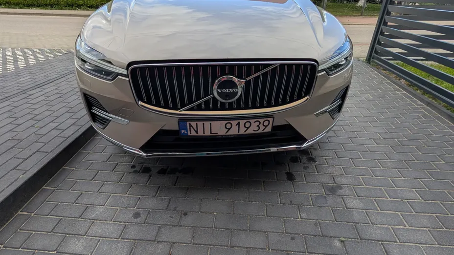 VOLVO XC60 XC60 T6 Plug-In Hybrid AWD Ultra Bright aut