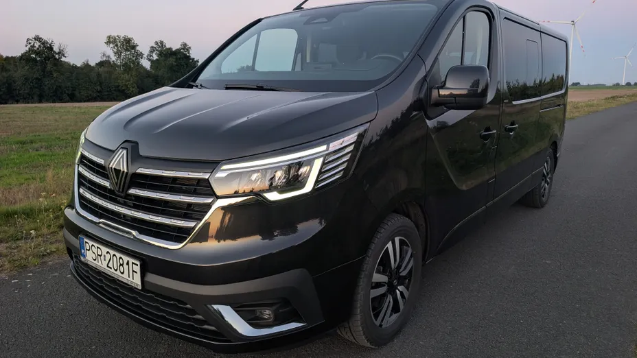 RENAULT Trafic SpaceClass Trafic Grand SpaceClass 2.0 dCi EDC