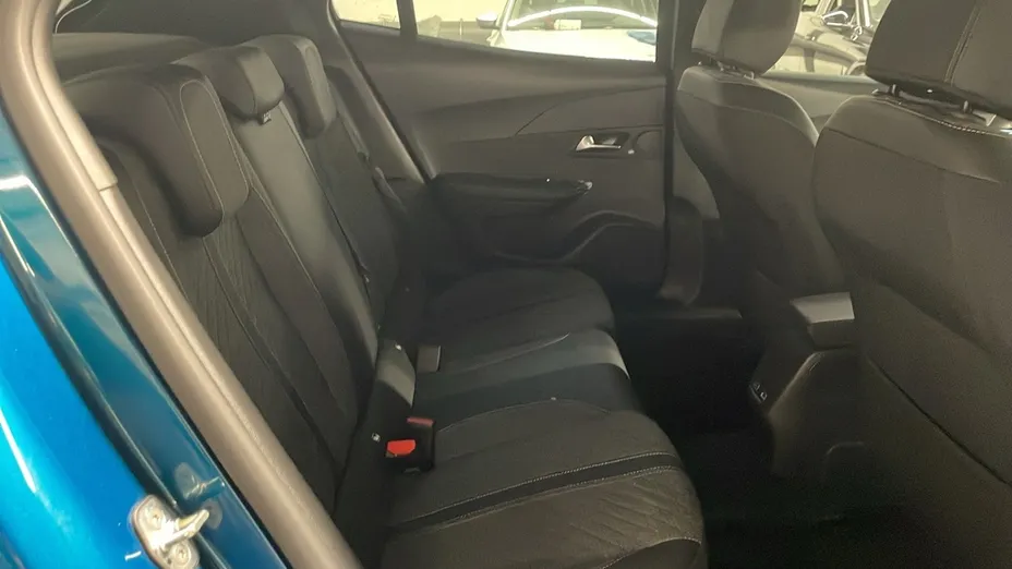 PEUGEOT 2008 -
