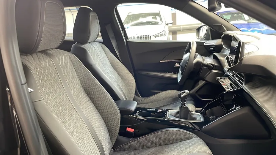 PEUGEOT 2008 -