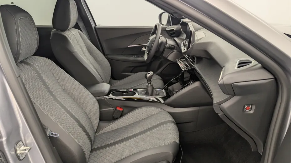 PEUGEOT 2008 -