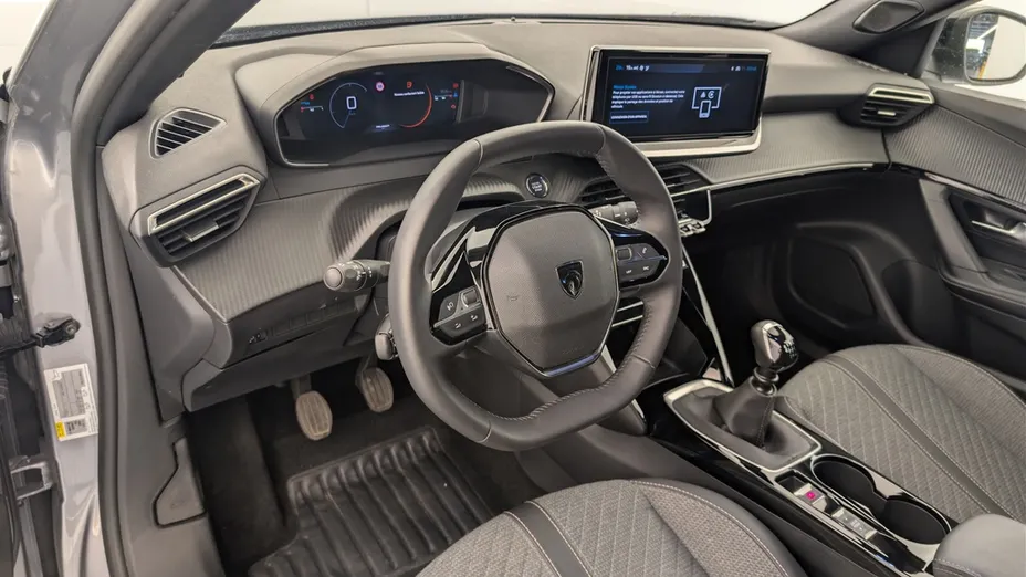 PEUGEOT 2008 -