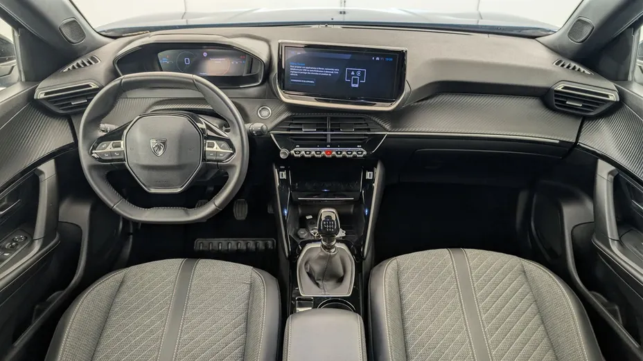 PEUGEOT 2008 -